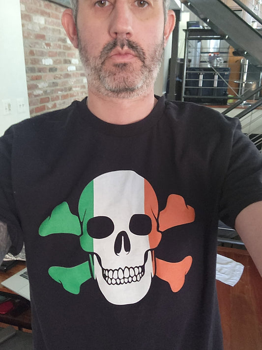 Unisex classic tee with the Flag of Ireland in a Skull and Crossbones design!